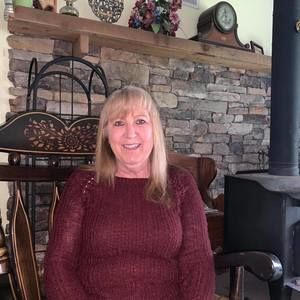 Meet your Posher, Debra